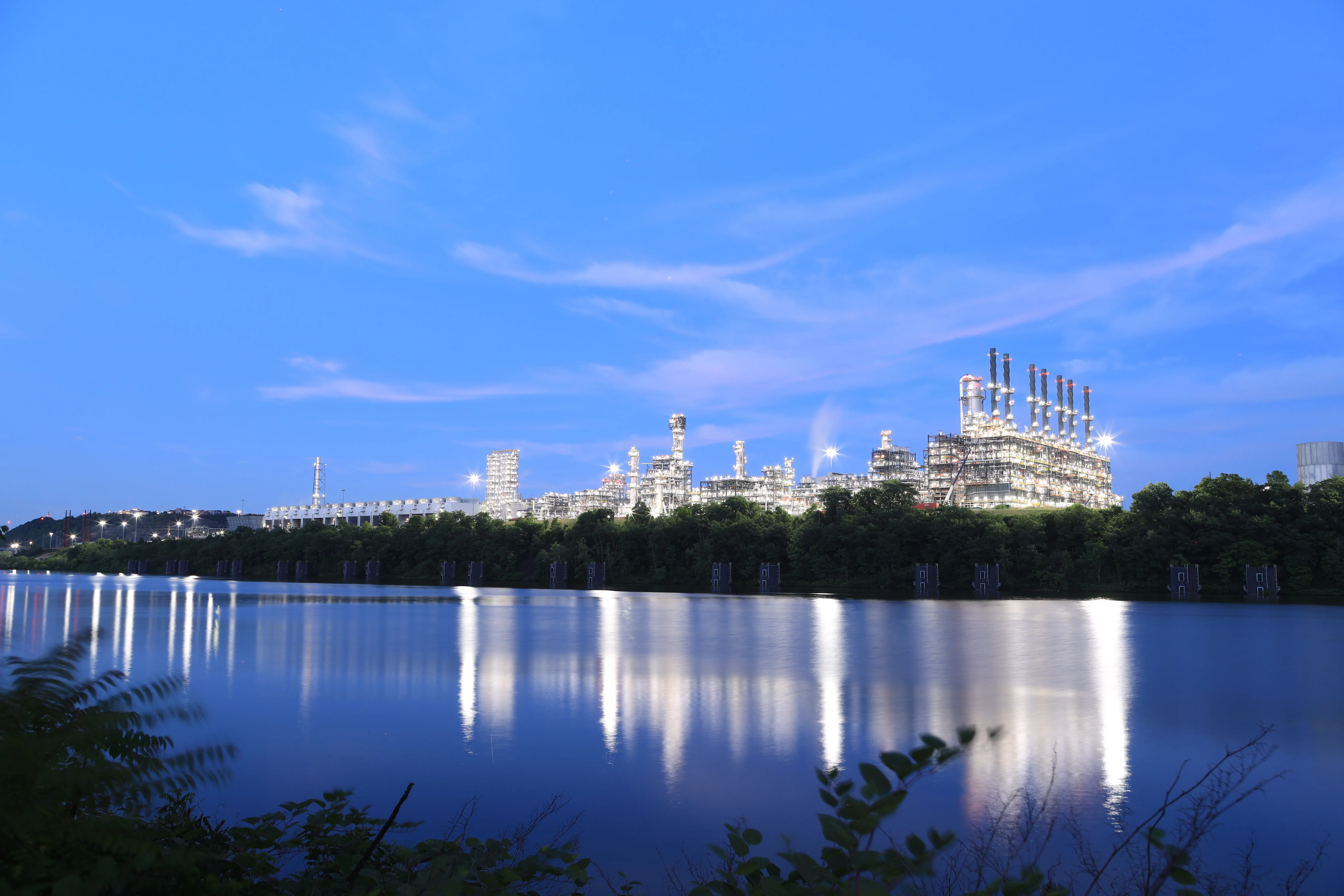 Shell Polymers Monaca facility viewed from across the Ohio River
